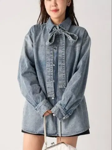 새상품급 릴리 브라운 보타이 블라우스 데님 셔츠 자켓 아우터