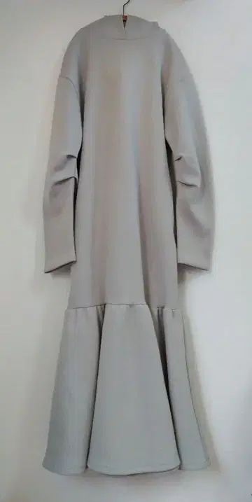 에미 emmi 맥시 길이 후드티 원피스 0 /피스타치오/에코 종이상자