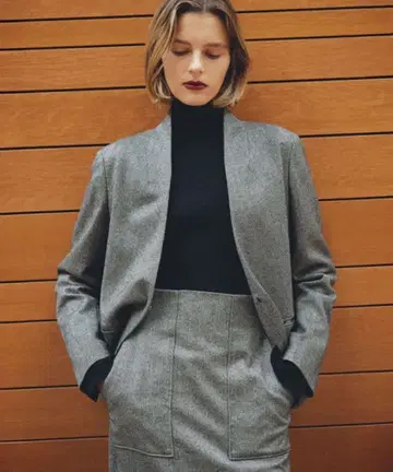 로페 울 혼방 노카라 자켓