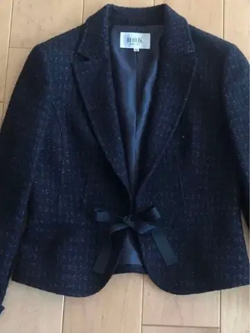 네이비 리본 포함 숏 자켓