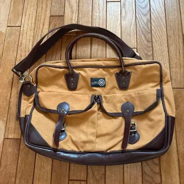 구 로고 South2west8 선 포저 크로스 브리프 케이스