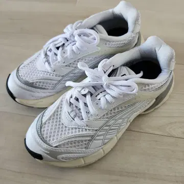 emmi x PUMA Velophasis xx 스니커즈 22.5cm