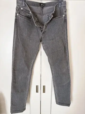 A.P.C. PETIT NEW STANDARD 탄검정 31 스트레치