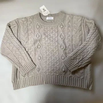 로리즈팜 케이블 폼폼 스웨터