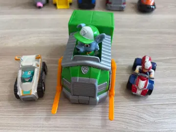 퍼피 구조대 캐릭터 세트