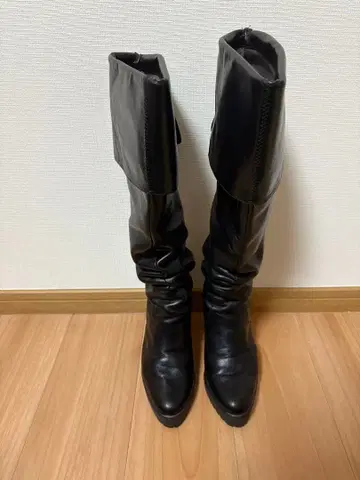 블랙 가죽 하이힐 롱 부츠