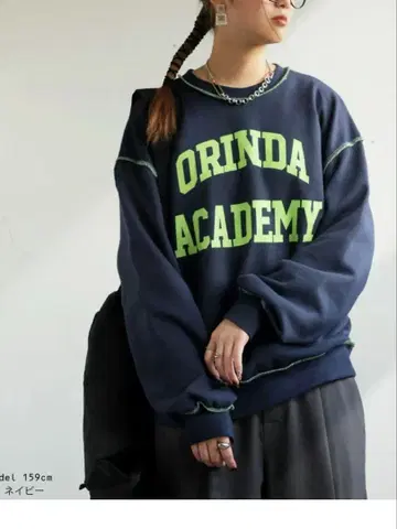 안티카 로고 맨투맨 네이비