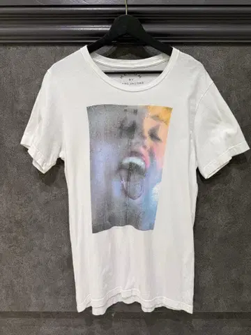 marc jacobs miley cyrus tee M