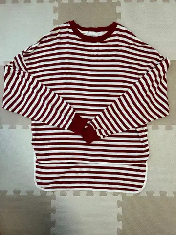 신존 프렌치 스트라이프 롱 슬리브 티 보르도 프리 사이즈