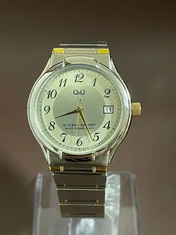 시티즌 Q&Q 남성용 손목시계