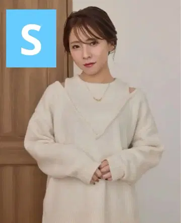 시마무라 yumi 택 포함 미사용 새상품 어깨 트임 니트