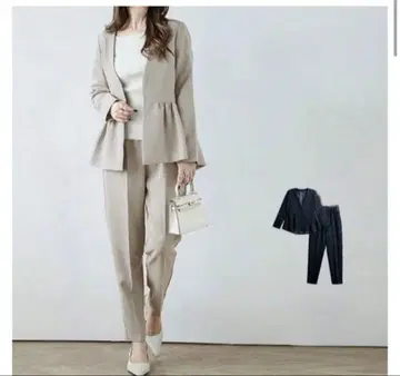 베이지 페플럼 디자인 셋업