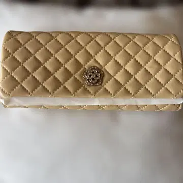 클레이사스 장지갑