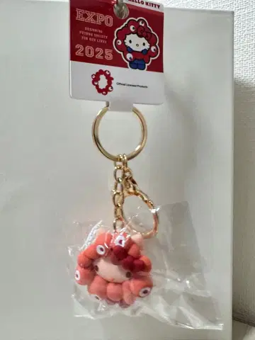 산리오 미야쿠미야쿠 최애 컬러 키티