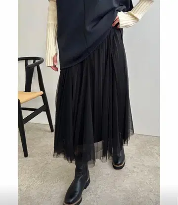 Palm Riche 렐비에 볼륨 샤샤 스커트 블랙