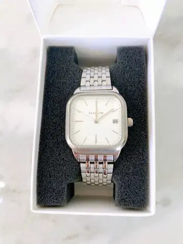 . [부동] BAYFLOW 베이플로우 쿼츠식 3침 아날로그 손목시계 실버