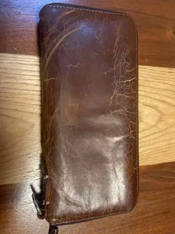 소라치나 브라운 장지갑