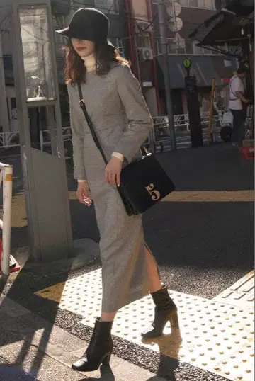 [ Tnewties ] [ 빨리 카펫을 깔아줘 ] 체크 무늬 원피스