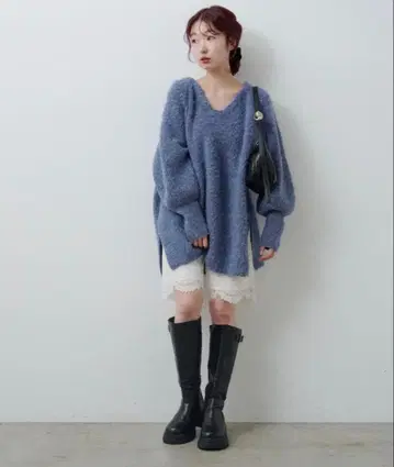 kastane 오버 사이즈 V넥 니트 스웨터