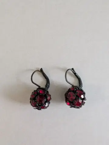 아가트 agete 귀걸이