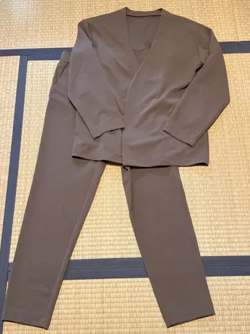 tk. 다케오 키쿠치 브라운 캐주얼 수트 세트