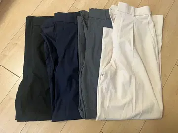 UNIQLO 턱 와이드 팬츠 4개 세트 사이즈 M