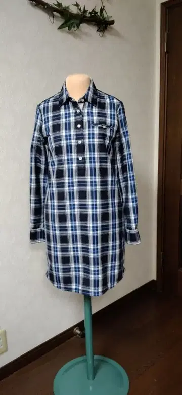 새상품급 타미힐피거 셔츠 드레스 긴팔 네이비 S~M