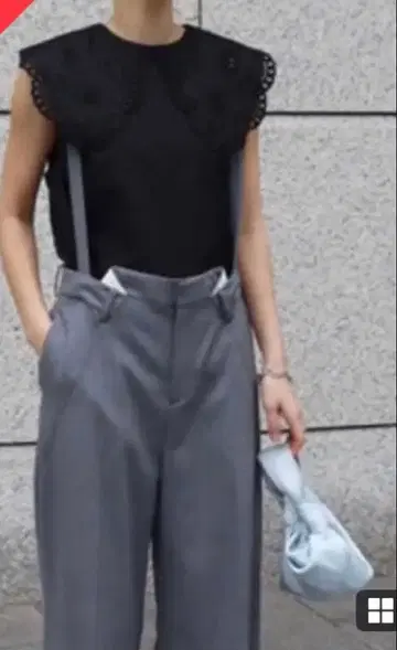 [ 마차트 ] 블랙 레이스 장식 슬리브리스 상의 F 사이즈