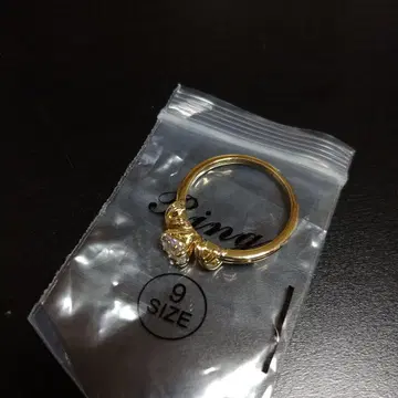 골드 스톤 부착 반지 사이즈 9