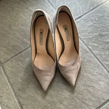 DIANA 스웨이드 하이힐