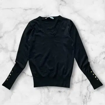 ZARA 자라 긴팔 니트 V넥 베이직 골드 버튼 블랙 M 사이즈