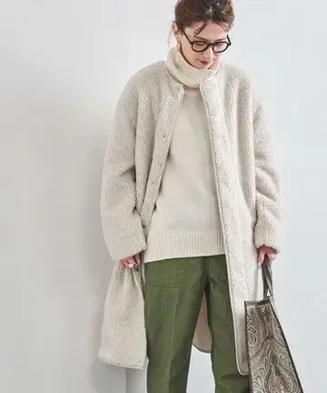 유나이티드 애로우즈 보아 노카라 코트