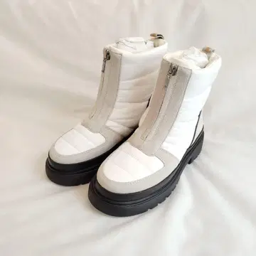 새상품 CHIAKI KATAGIRI 지퍼 화이트 그레이 부츠 22.5