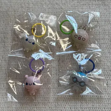 푸쿠푸쿠 아와와짱 메지루시 참 4종 세트