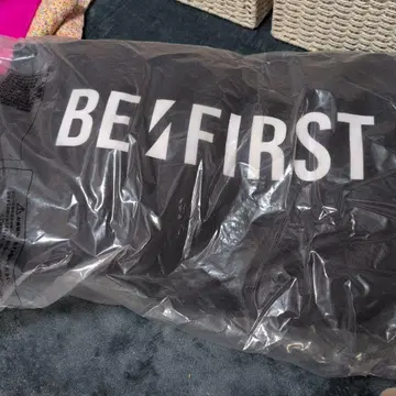 BE:FIRST 로고 블랙 쿠션
