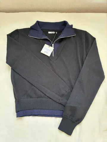 THROW 다크 그레이 집업 니트