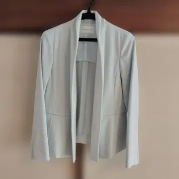 PINKY&DIANNE 라이트 블루 테일러드 자켓