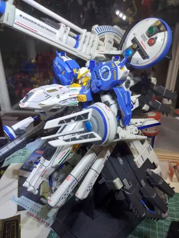 HG 1/144 딥 스트라이커 도색 완성품
