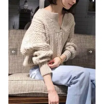 Plage 아란 니트 V넥 풀오버 베이지