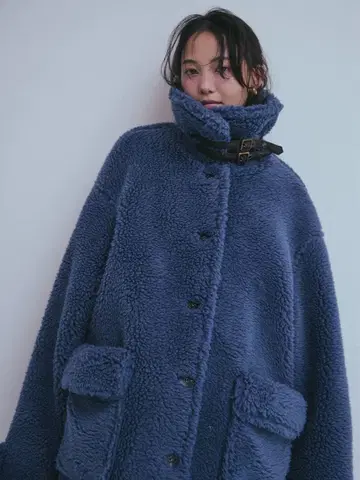 [ andequal ] stand neck boa coat