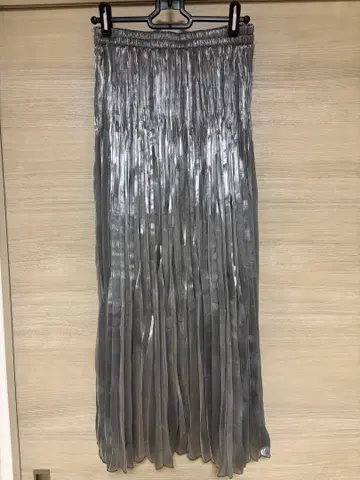 광택 실버 플리츠 롱 스커트 허리밴딩 안감 부착 flee size