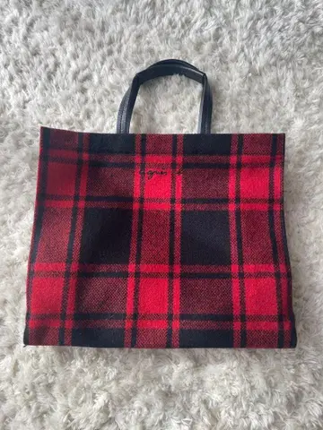 아그네스 베 토트백