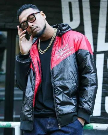 미사용 새상품 택 포함 KARL KANI 다운