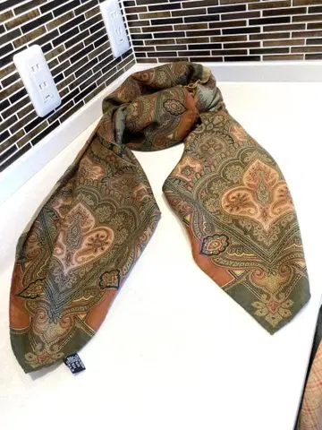 새상품급 ETRO 에트로 대형 스톨 페이즐리 무늬 135 x 135 숄