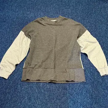 IEY 절개 트레이닝복 맨투맨