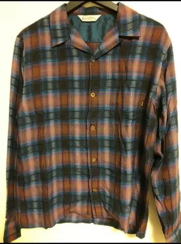 Calee 오픈 카라 셔츠