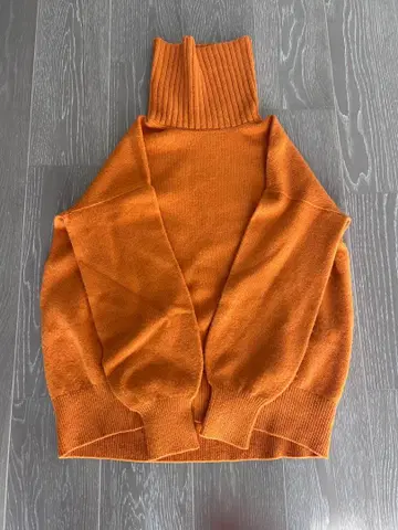 스픽 앤 스팬 오렌지 터틀넥 스웨터