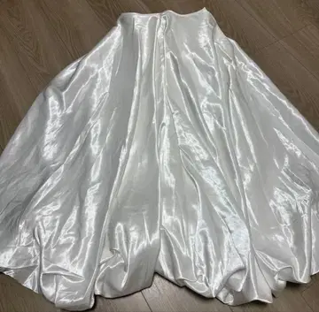 THE TOE Bercy Balloon Skirt