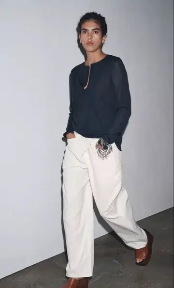 ZARA 플레인 니트 스웨터 네이비