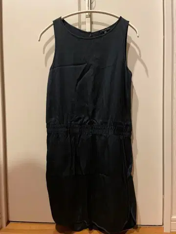 theory 네이비 슬리브리스 드레스 S